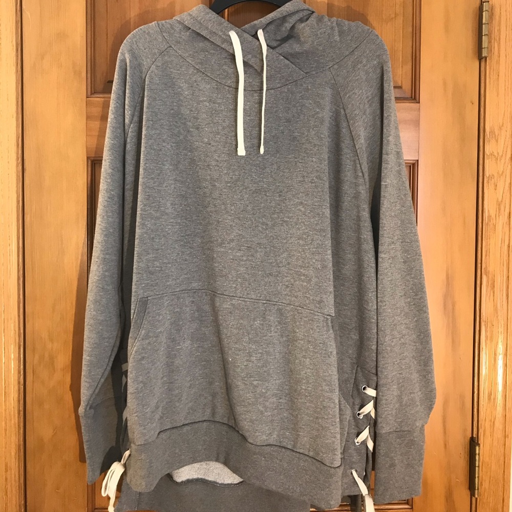 GAP Grey Hoodie XL - Laced up sides